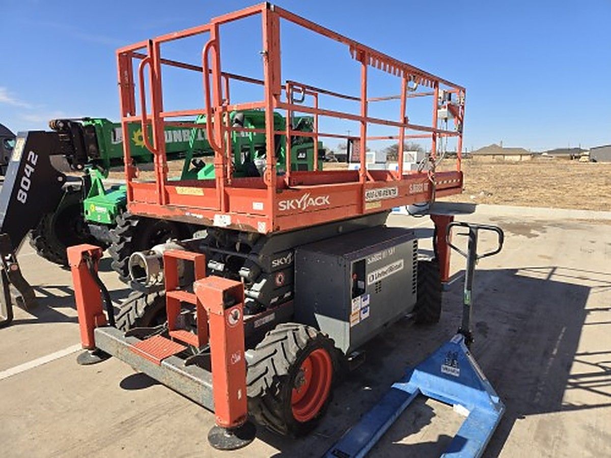 SKYJACK SJ6832RT photo 3