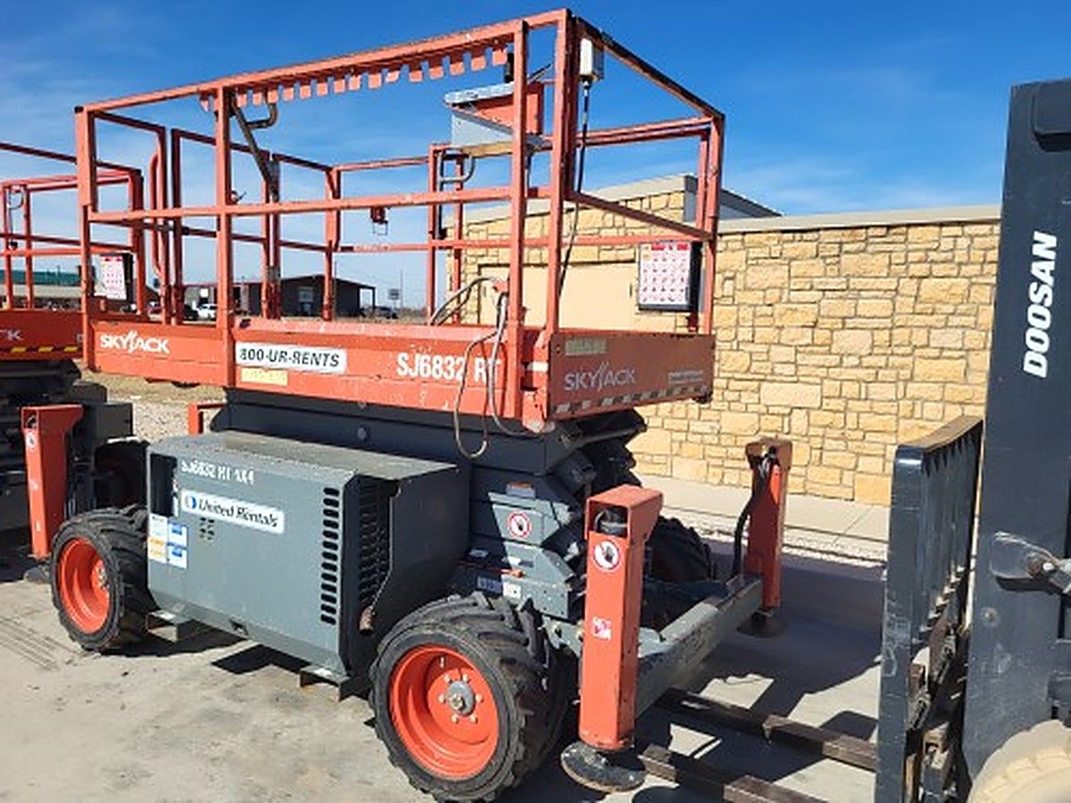 SKYJACK SJ6832RT photo 7