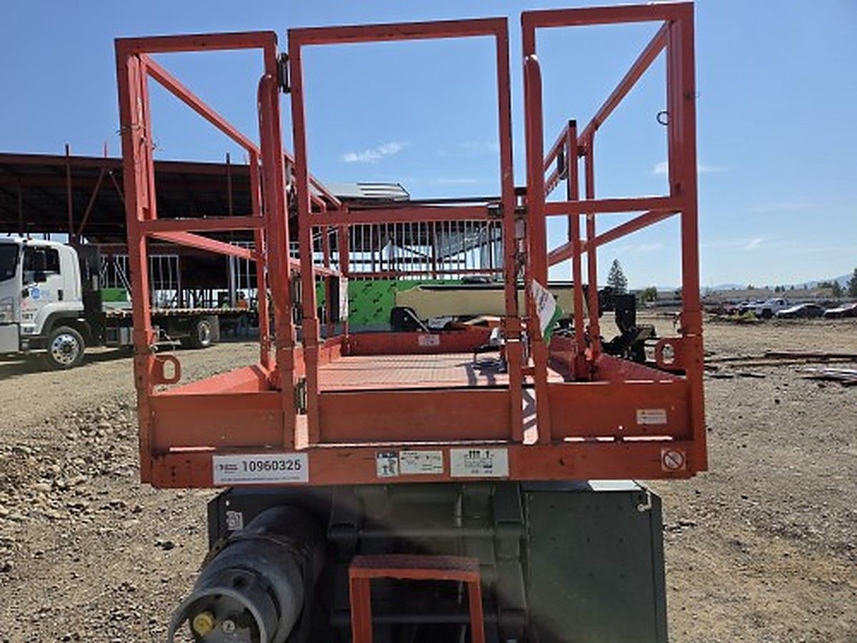 SKYJACK SJ6832RT photo 2