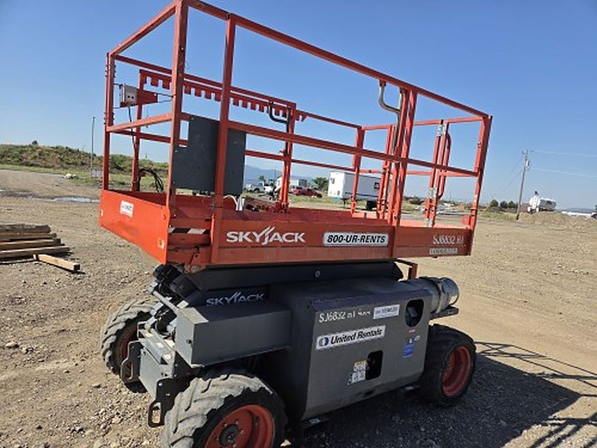 SKYJACK SJ6832RT photo 4