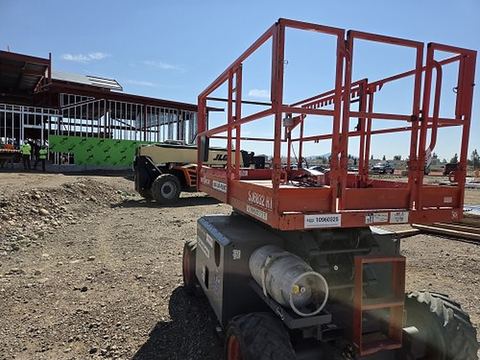 2019 SKYJACK SJ6832RT Scissor Lift 30-35' Ic 4Wd