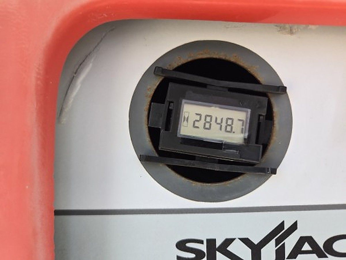 SKYJACK SJ86T photo 2