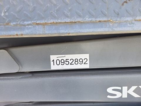 2019 SKYJACK SJ8841RT for sale