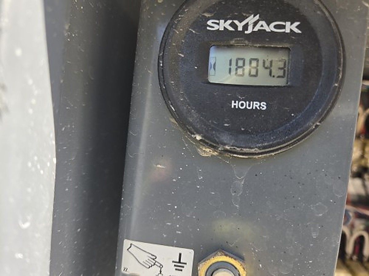 SKYJACK SJ8841RT photo 10