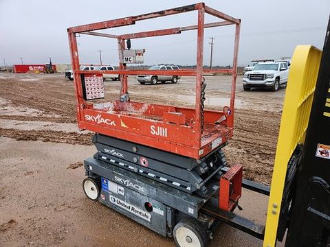 2019 SKYJACK SJIII3219 Scissor Lift 19' Electric