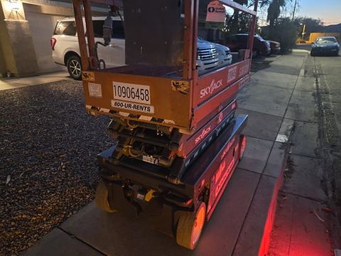 2019 SKYJACK SJIII3219 Scissor Lift 19' Electric