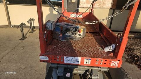 2019 SKYJACK SJIII3219 Scissor Lift 19' Electric