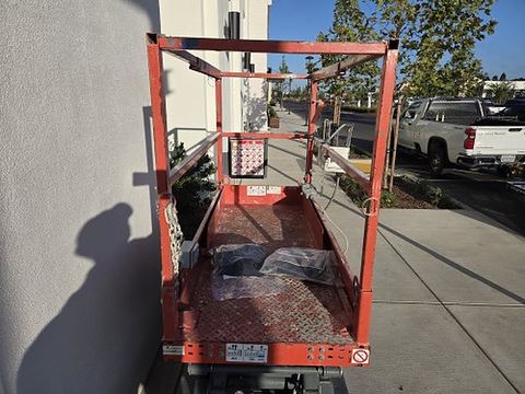 2019 SKYJACK SJIII3219 Scissor Lift 19' Electric