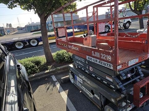 2019 SKYJACK SJIII3219 Scissor Lift 19' Electric