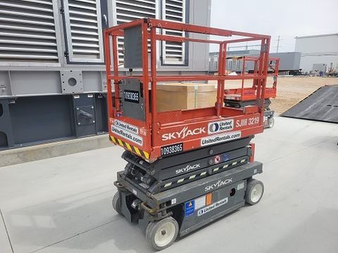 2019 SKYJACK SJIII3219 Scissor Lift 19' Electric