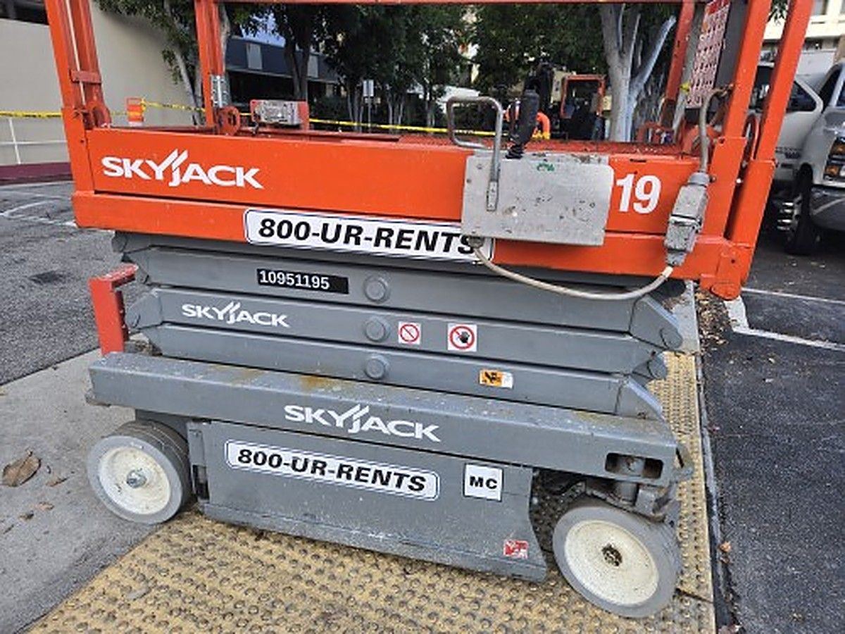 SKYJACK SJIII3219 photo 5