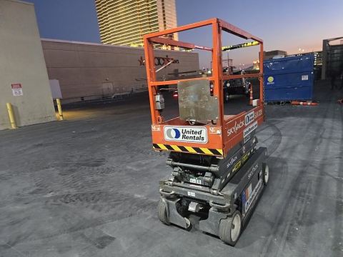 2019 SKYJACK SJIII3219 Scissor Lift 19' Electric