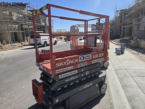 2019 SKYJACK SJIII3219 Scissor Lift 19' Electric