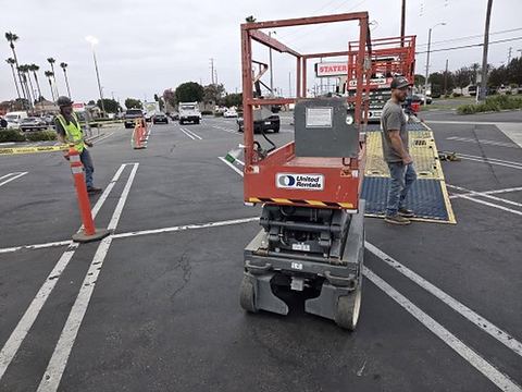 2019 SKYJACK SJIII3219 Scissor Lift 19' Electric
