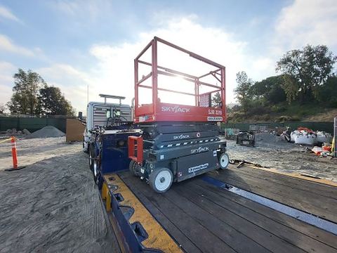 2019 SKYJACK SJIII3219 Scissor Lift 19' Electric