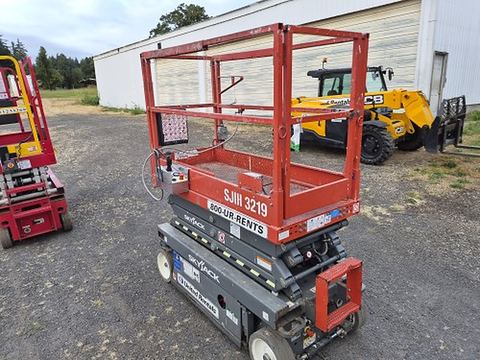 2019 SKYJACK SJIII3219 Scissor Lift 19' Electric