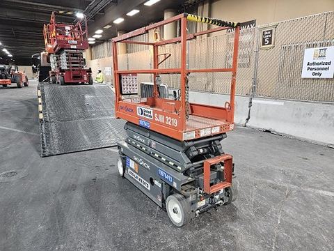 2019 SKYJACK SJIII3219 Scissor Lift 19' Electric