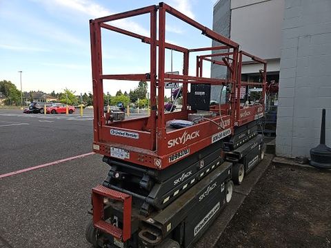 2019 SKYJACK SJIII3219 Scissor Lift 19' Electric