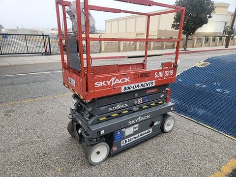 2019 SKYJACK SJIII3219 Scissor Lift 19' Electric