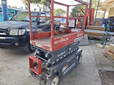 2019 SKYJACK SJIII3219 Scissor Lift 19' Electric