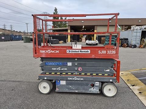 2019 SKYJACK SJIII3226 Scissor Lift 24-26' Electric 30-36" Wide