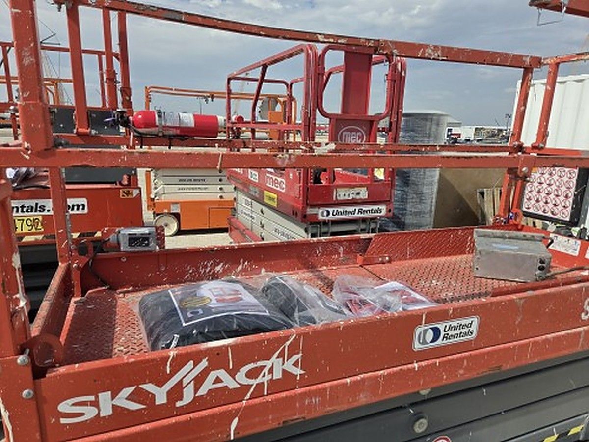 SKYJACK SJIII3226 photo 2