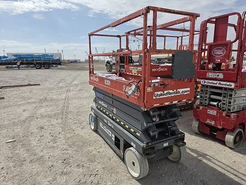 2019 SKYJACK SJIII3226 Scissor Lift 24-26' Electric 30-36" Wide