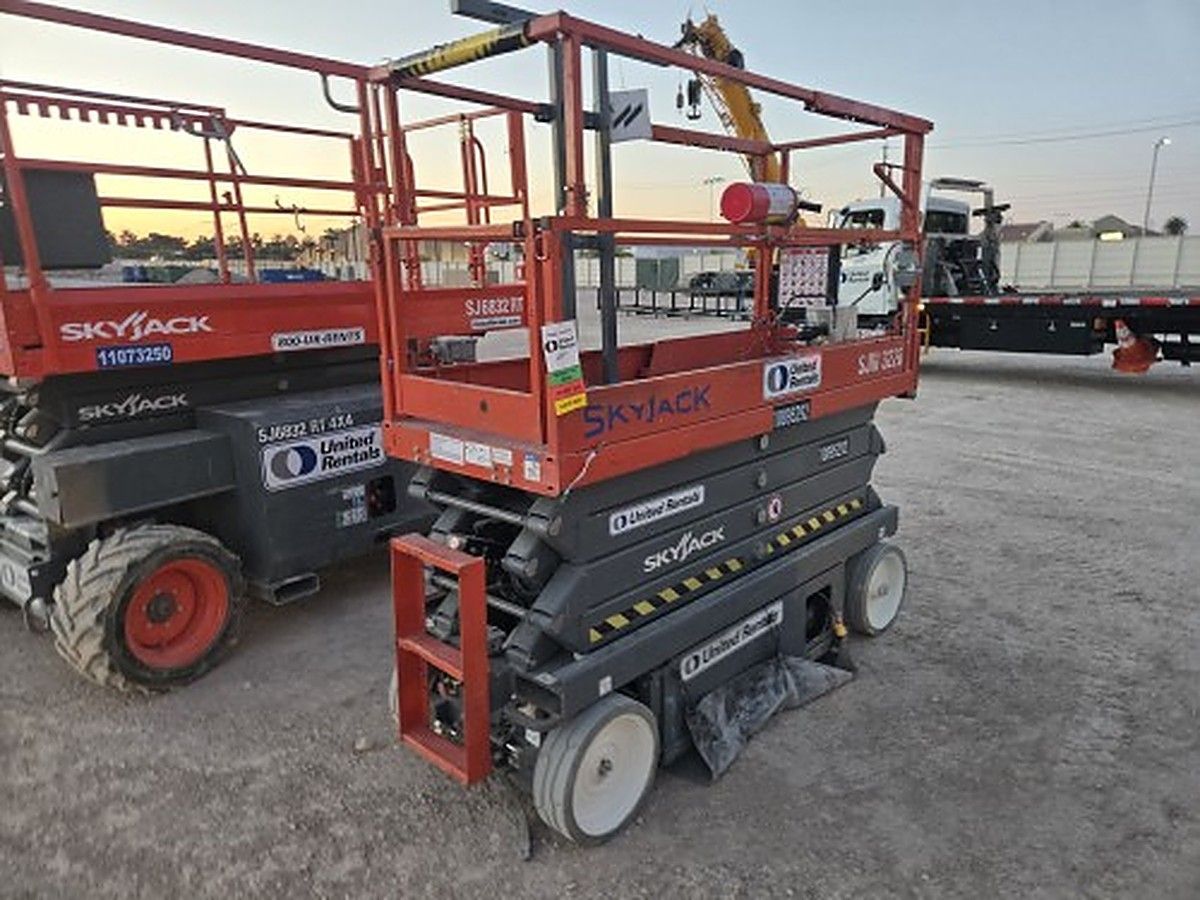 SKYJACK SJIII3226 photo 2
