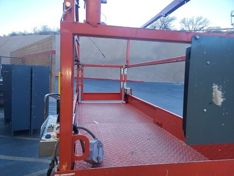 2019 SKYJACK SJIII3226 Scissor Lift 24-26' Electric 30-36" Wide