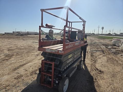 2019 SKYJACK SJIII3226 Scissor Lift 24-26' Electric 30-36" Wide
