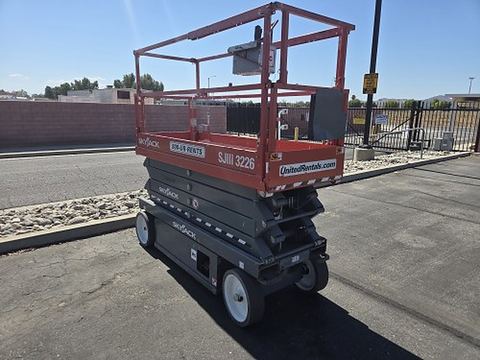 2019 SKYJACK SJIII3226 Scissor Lift 24-26' Electric 30-36" Wide