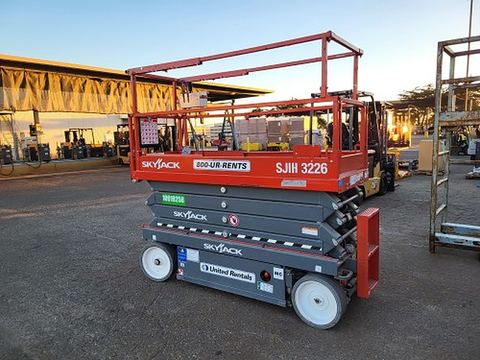 2019 SKYJACK SJIII3226 Scissor Lift 24-26' Electric 30-36" Wide