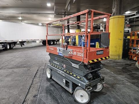 2019 SKYJACK SJIII3226 Scissor Lift 24-26' Electric 30-36" Wide