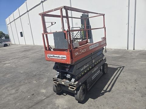 2019 SKYJACK SJIII3226 Scissor Lift 24-26' Electric 30-36" Wide
