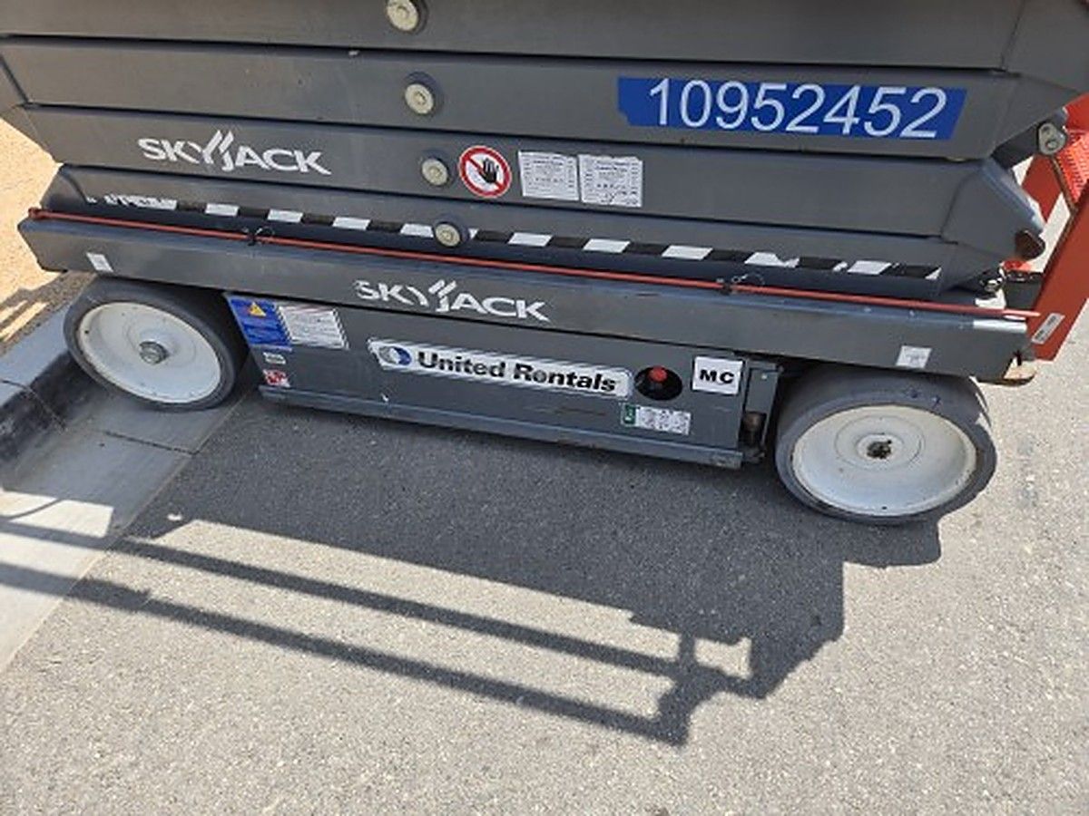 SKYJACK SJIII3226 photo 9
