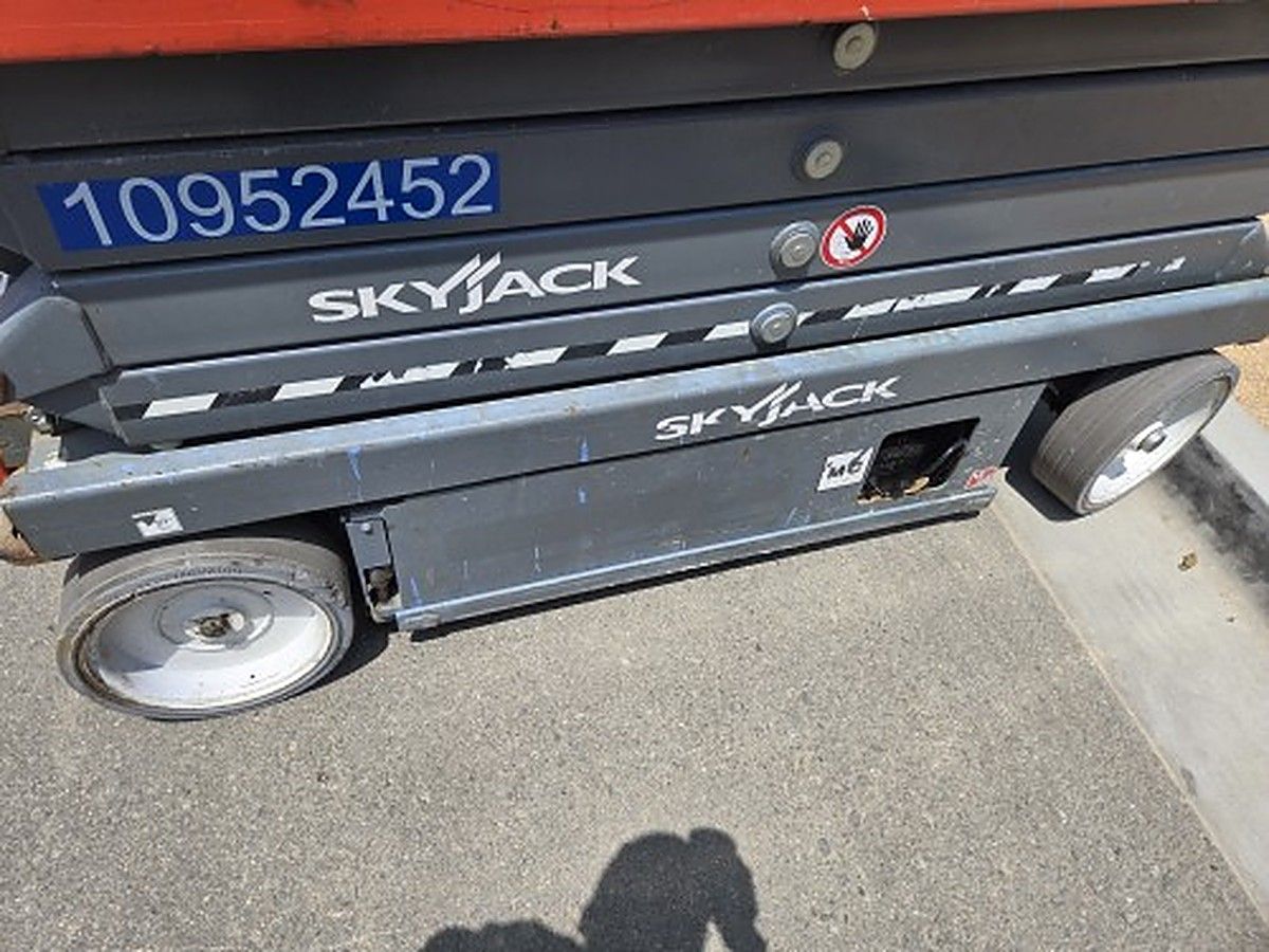 SKYJACK SJIII3226 photo 10