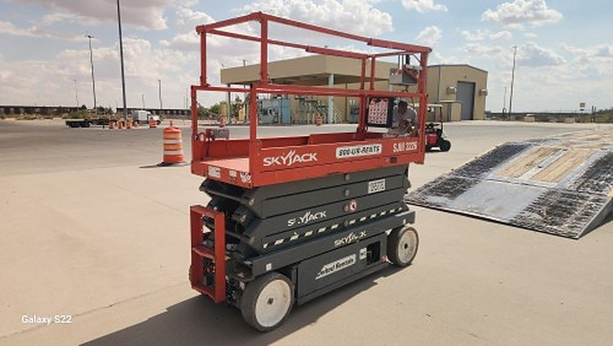 SKYJACK SJIII3226 photo 2