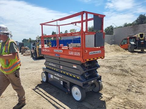 2019 SKYJACK SJIII3226 Scissor Lift 24-26' Electric 30-36" Wide