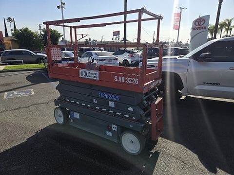 2019 SKYJACK SJIII3226 Scissor Lift 24-26' Electric 30-36" Wide