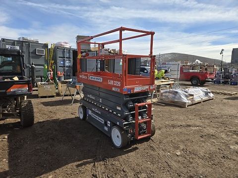 2019 SKYJACK SJIII3226 Scissor Lift 24-26' Electric 30-36" Wide