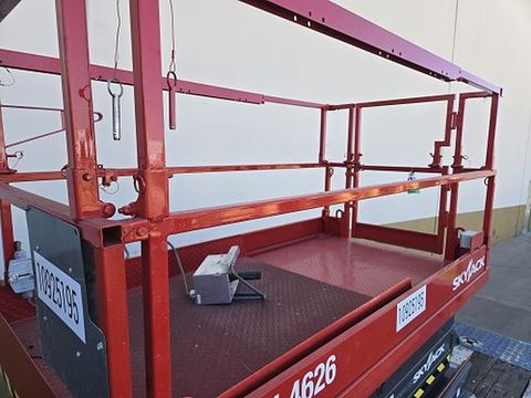 2019 SKYJACK SJIII4626 Scissor Lift 24-26' Electric 46-68" Wide
