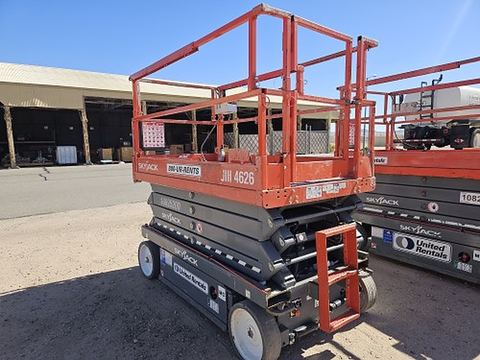 2019 SKYJACK SJIII4626 Scissor Lift 24-26' Electric 46-68" Wide