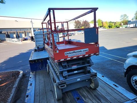 2019 SKYJACK SJIII4626 Scissor Lift 24-26' Electric 46-68" Wide