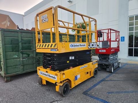 2019 SKYJACK SJIII4626 Scissor Lift 24-26' Electric 46-68" Wide