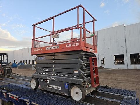 2019 SKYJACK SJIII4740 Scissor Lift 39-40' Electric 45-48"Wide