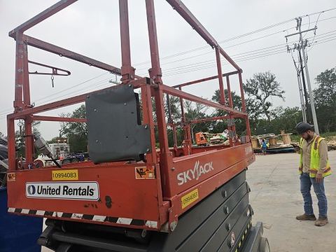 2019 SKYJACK SJIII4740 Scissor Lift 39-40' Electric 45-48"Wide