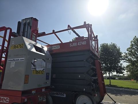 2019 SKYJACK SJIII4740 Scissor Lift 39-40' Electric 45-48"Wide