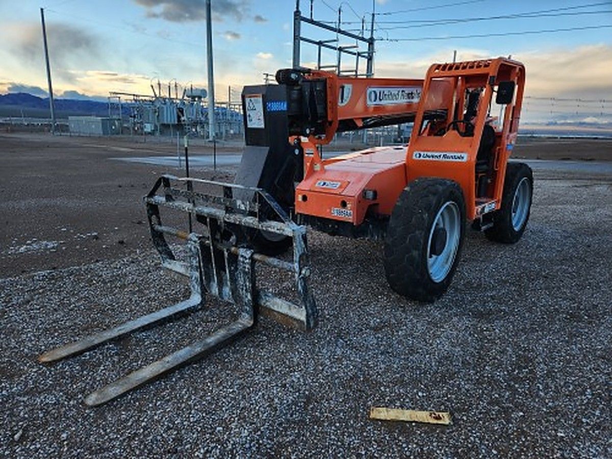 SKYTRAK 6036 photo 2