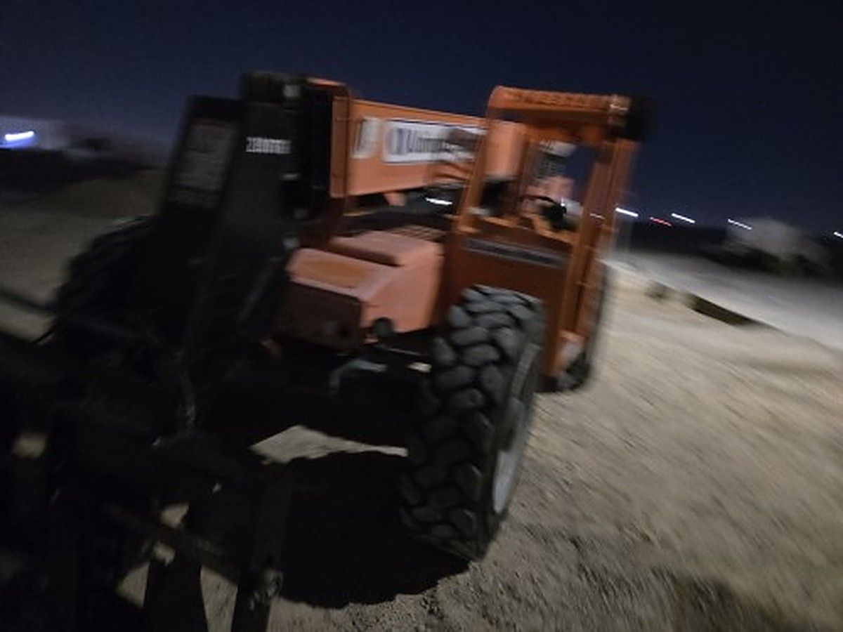 SKYTRAK 8042 photo 12