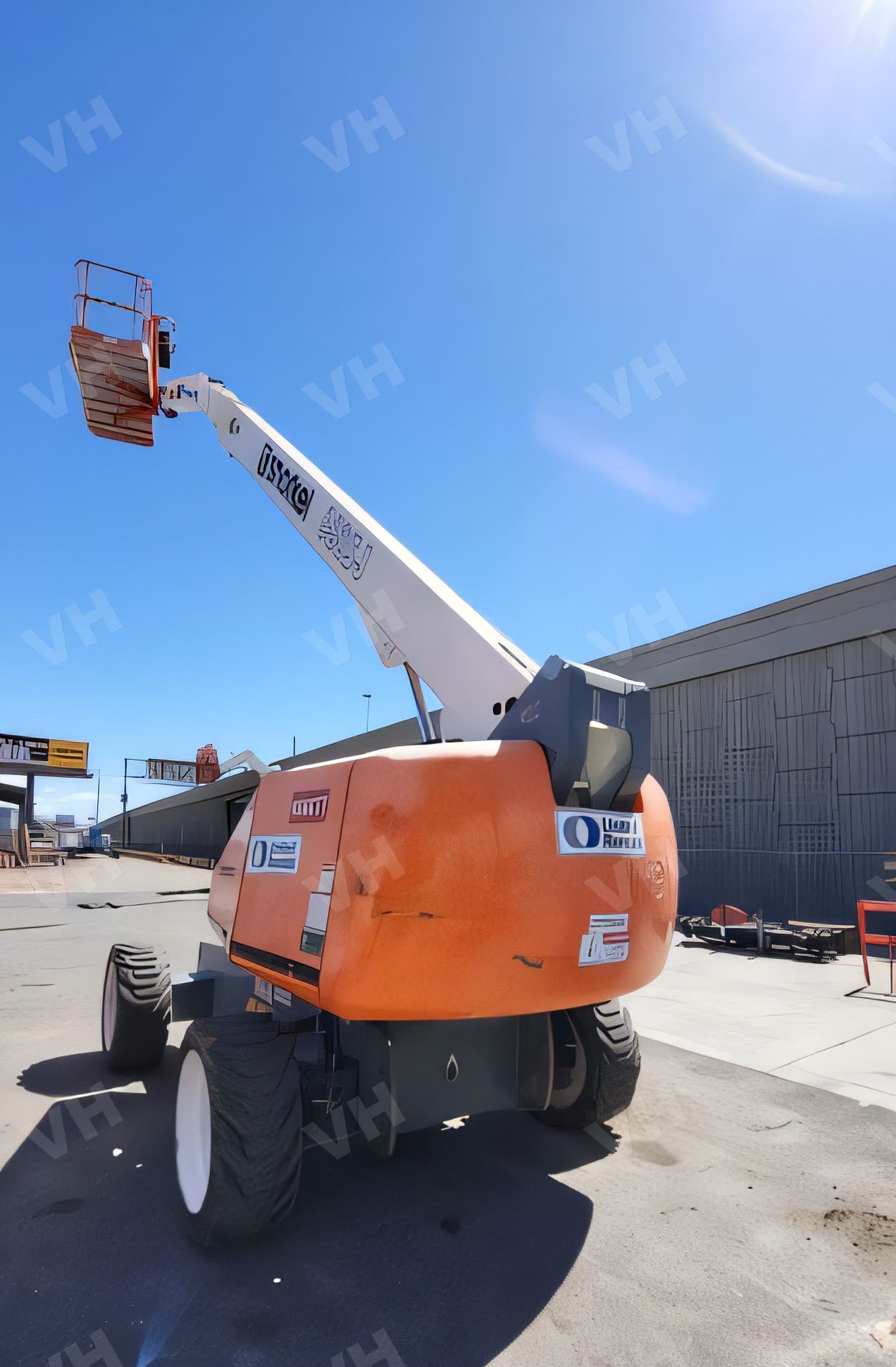 2019 SNORKEL 660SJ BOOM 65-70' TELESCOPIC